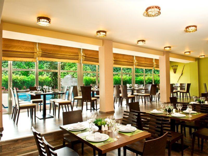 Congo Palace 4* Афины